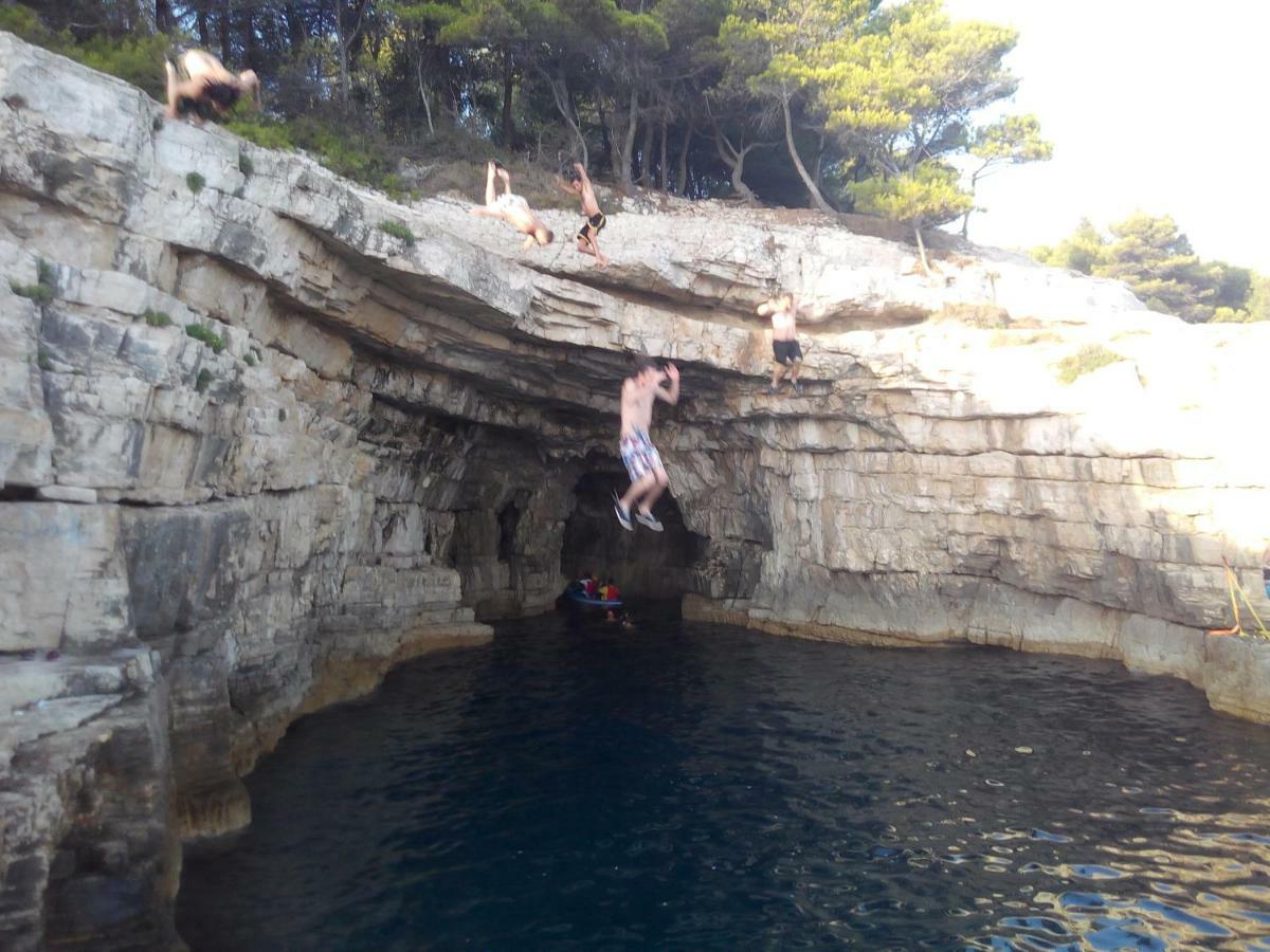 PUY Batcave 아파트 외부 사진